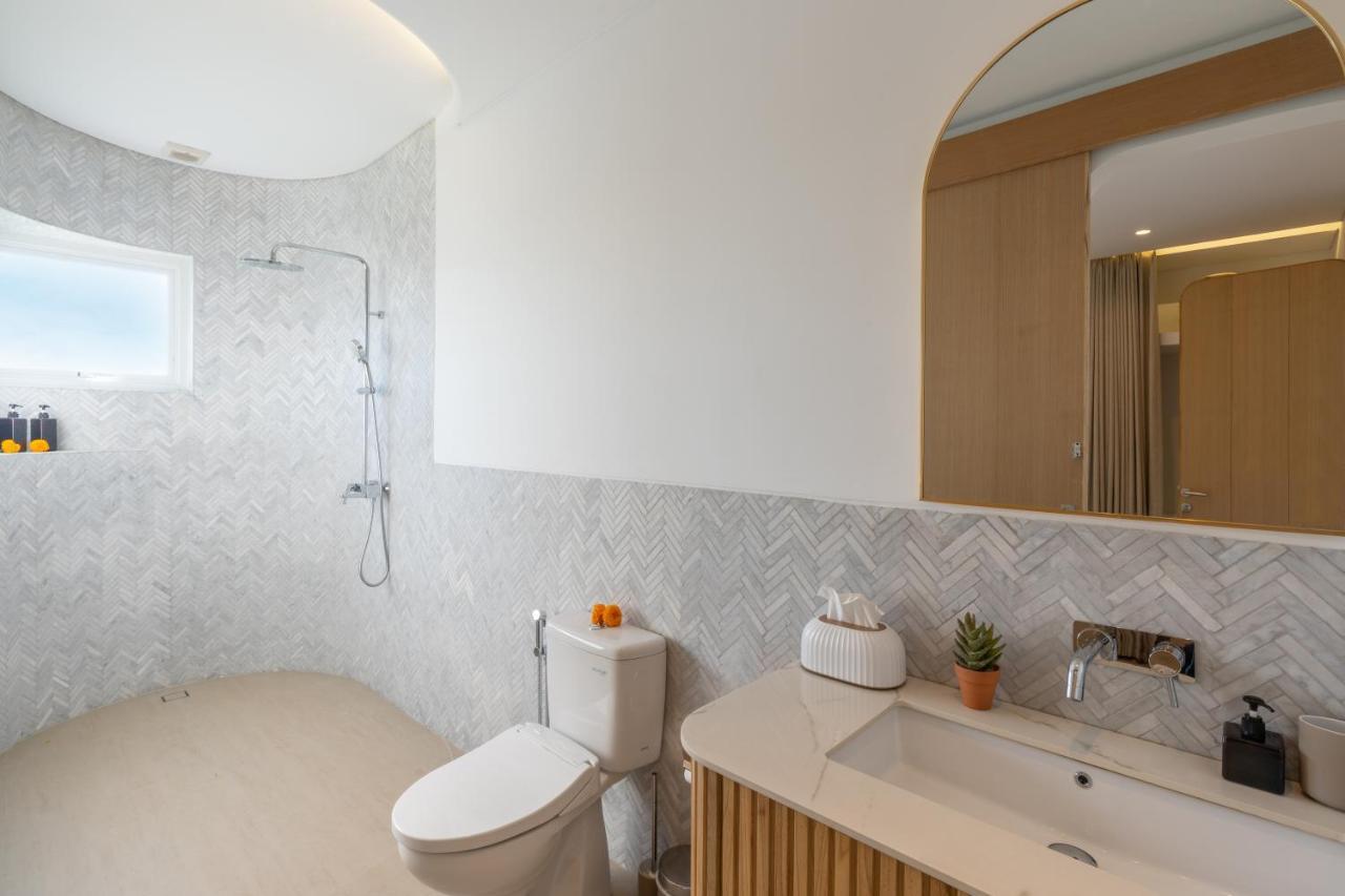 4bd Mediterranean With Rooftop And Private Pool Villa Canggu (Bali)
