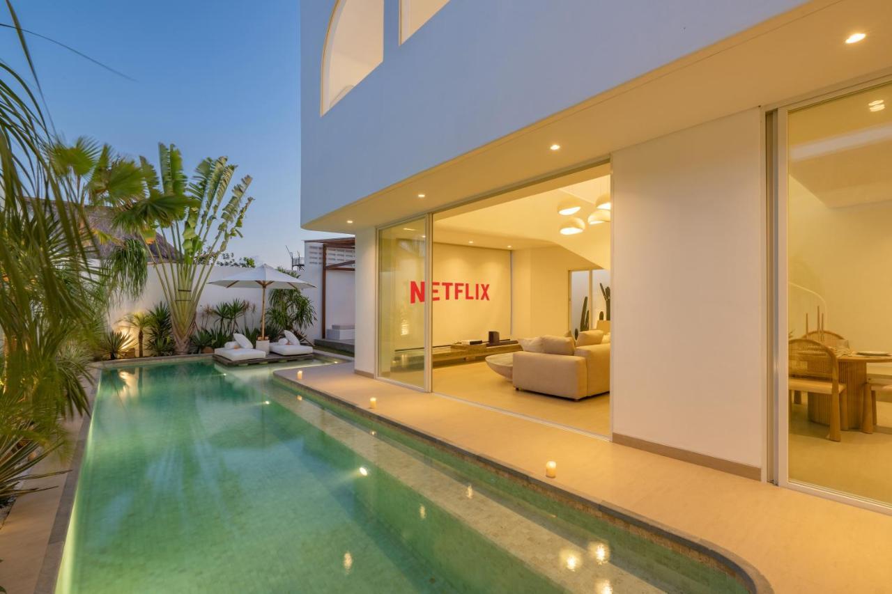 4bd Mediterranean With Rooftop And Private Pool Villa Canggu (Bali)