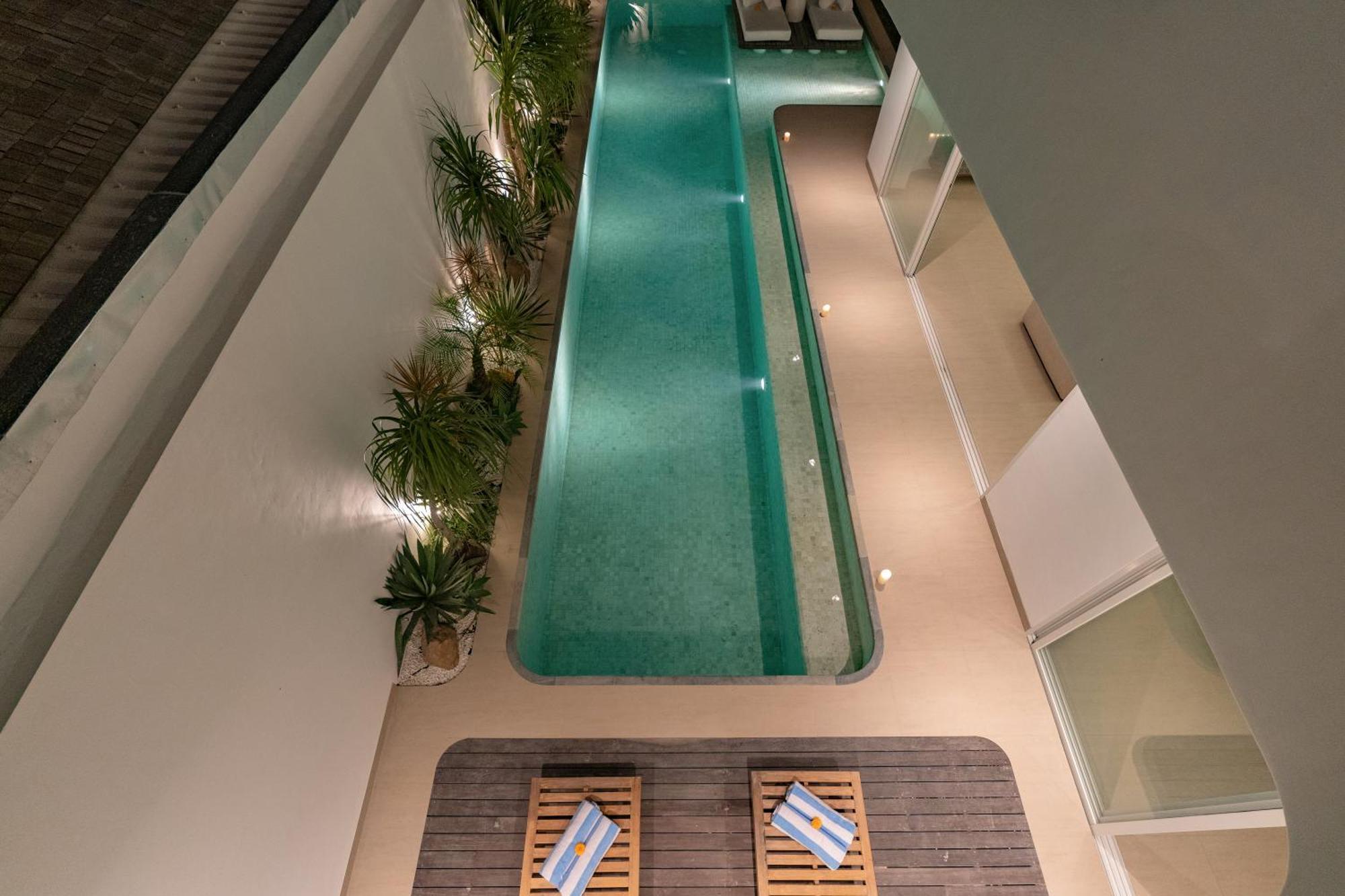 4bd Mediterranean With Rooftop And Private Pool Villa *