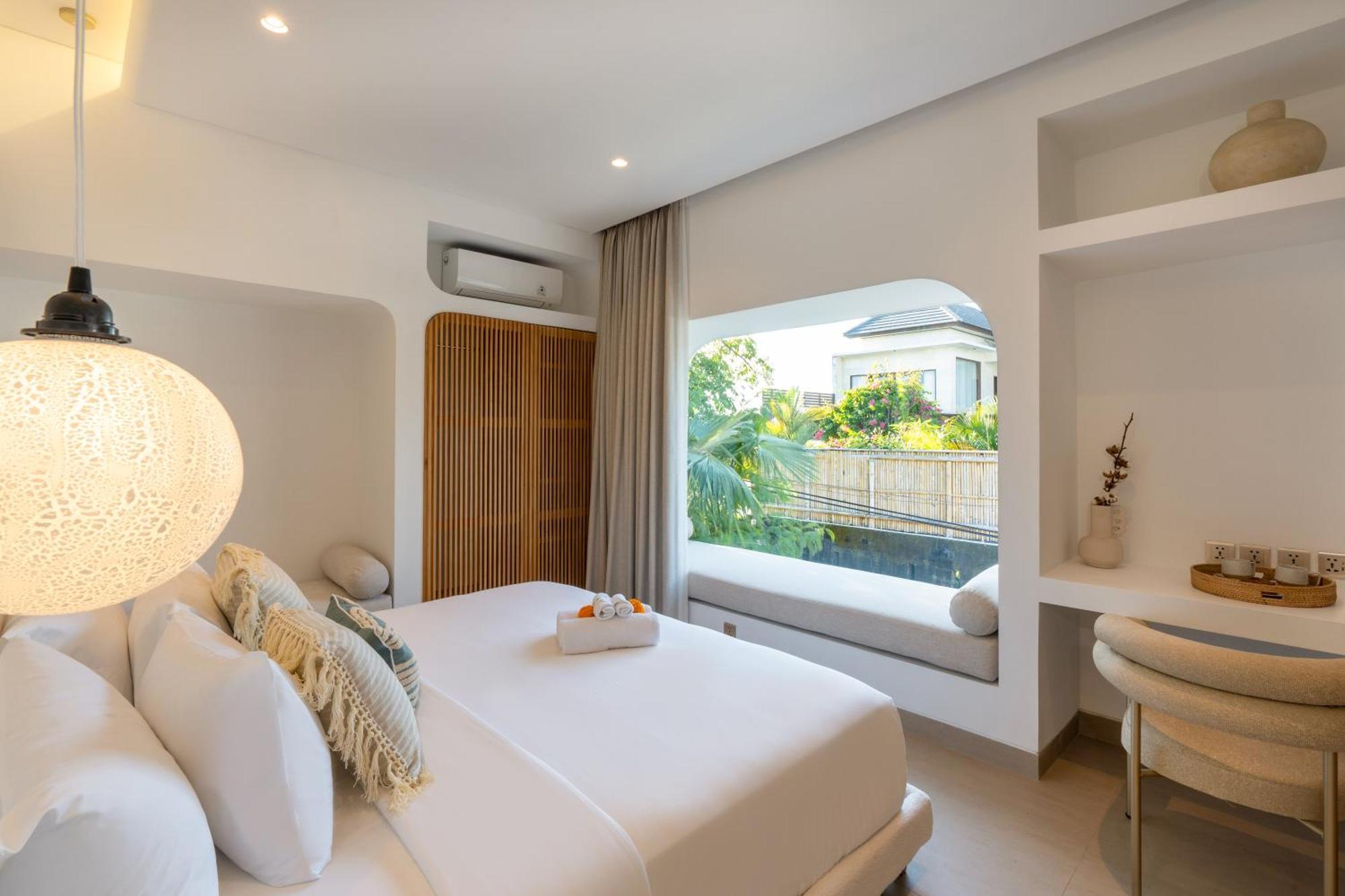 4bd Mediterranean With Rooftop And Private Pool Villa *
