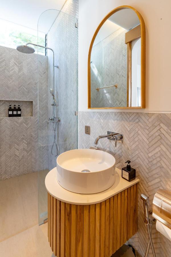 4bd Mediterranean With Rooftop And Private Pool Villa *